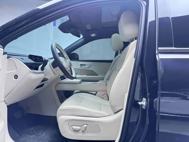 Toyota BoZhi 3X — Фото автомобиля 7