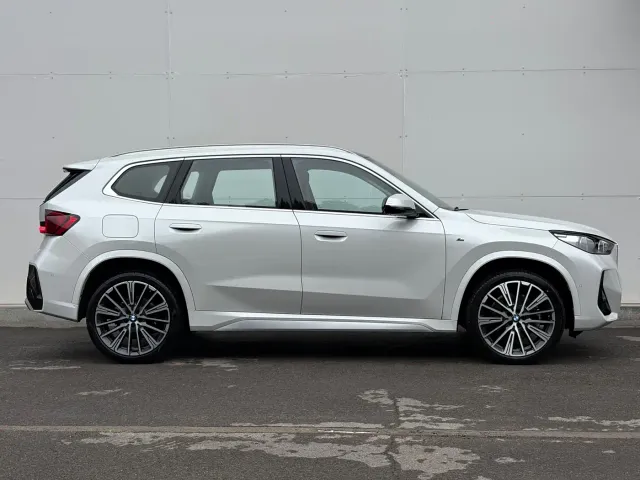 BMW X1 — Фото автомобиля 11