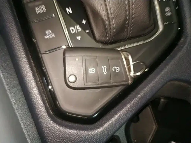Volkswagen Tharu — Фото автомобиля 8