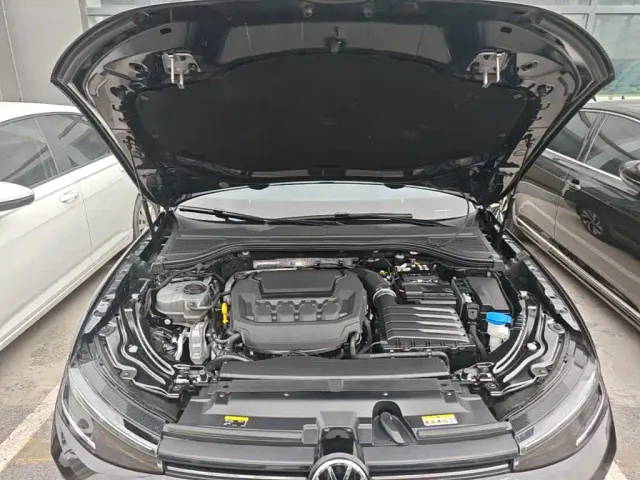 Volkswagen Passat — Фото автомобиля 19