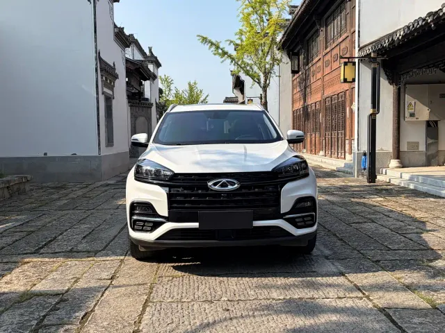 Chery Tiggo 8 — Фото автомобиля 2