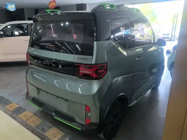 Wuling Hongguang Mini EV — Фото автомобиля 6