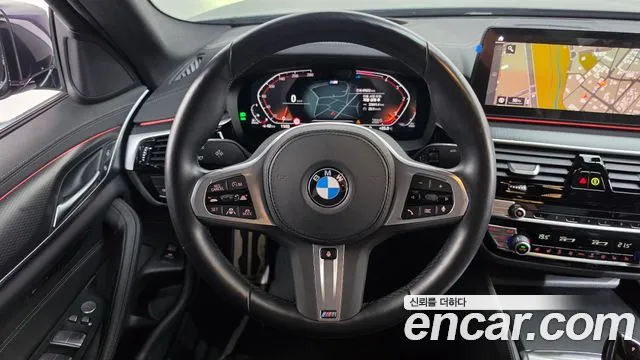 BMW 5 Series G30 — Фото автомобиля 13