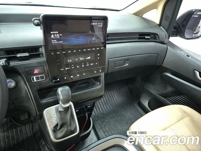 Hyundai Staria Staria Карго 5 мест — Фото автомобиля 10