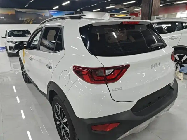 Kia KX1 — Фото автомобиля 4