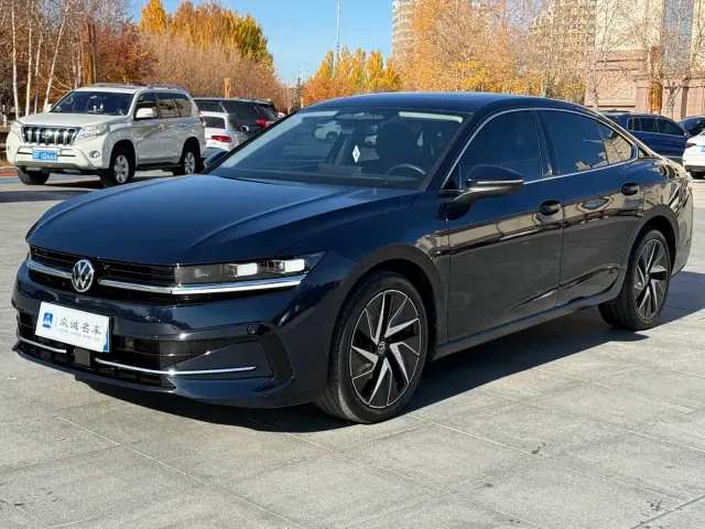 Фотография автомобиля — Volkswagen Magotan