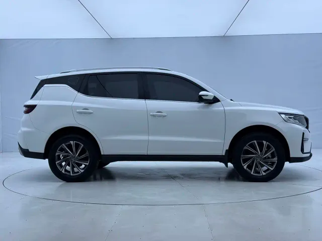 Geely Vision X6 — Фото автомобиля 7