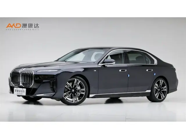 Фотография автомобиля — BMW 7 Series