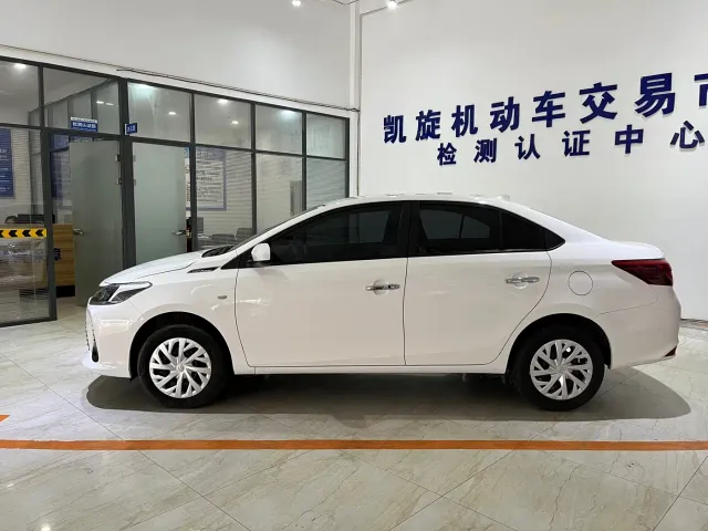 Toyota Vios — Фото автомобиля 7