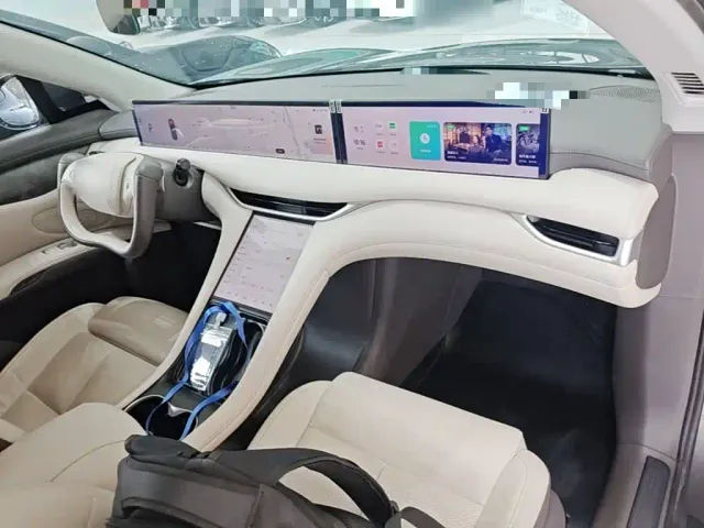 IM Motors LS6 — Фото автомобиля 9