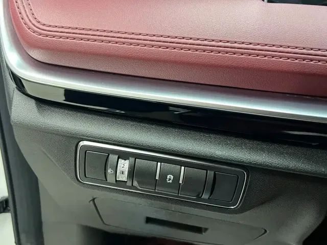Jetour Jetour X70 PLUS 2023 1.5T DCT Warrior PLUS 5-seater — Фото автомобиля 8
