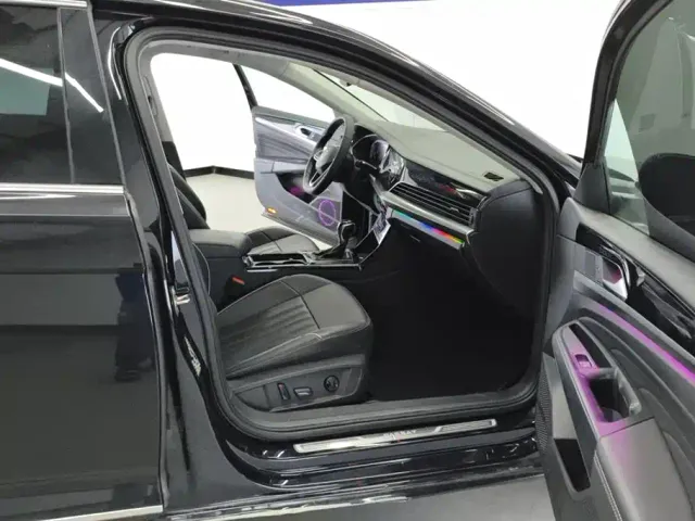 Volkswagen Passat — Фото автомобиля 8