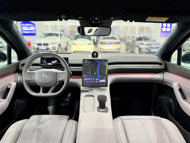 Nio EC6 — Фото автомобиля 10