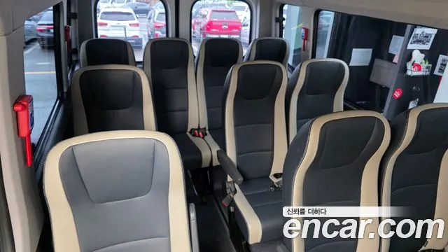 Hyundai Solati Solati 15 мест — Фото автомобиля 11