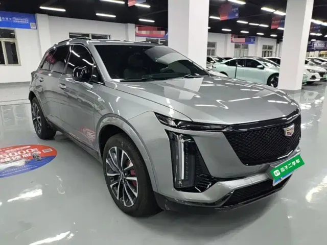 Cadillac XT5 — Фото автомобиля 3