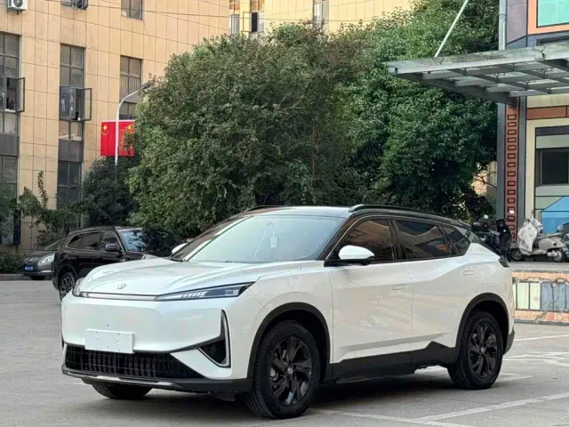 Фотография автомобиля — Dongfeng Fengshen L7