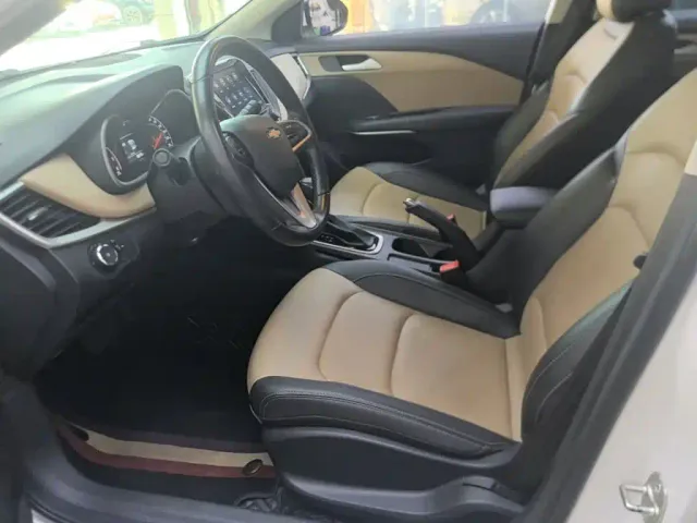 Chevrolet Monza — Фото автомобиля 14