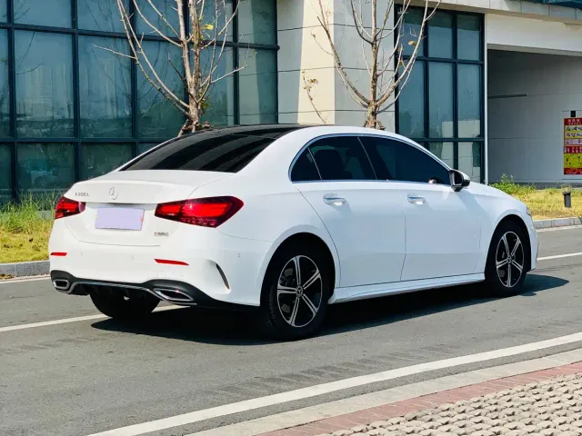 Mercedes-Benz A-Class — Фото автомобиля 7
