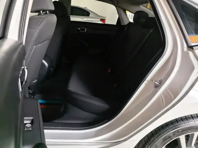 Honda Civic — Фото автомобиля 16