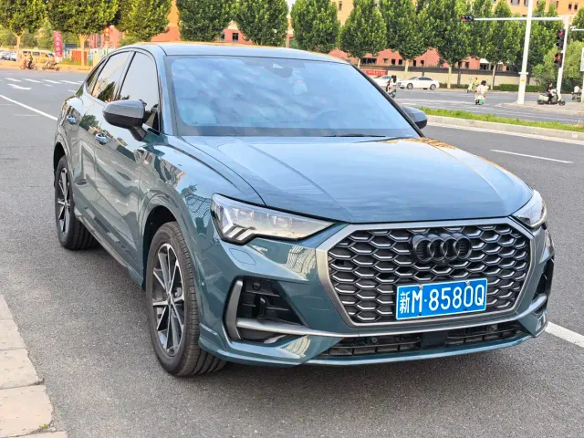 Audi Q3 Sportback — Фото автомобиля 3