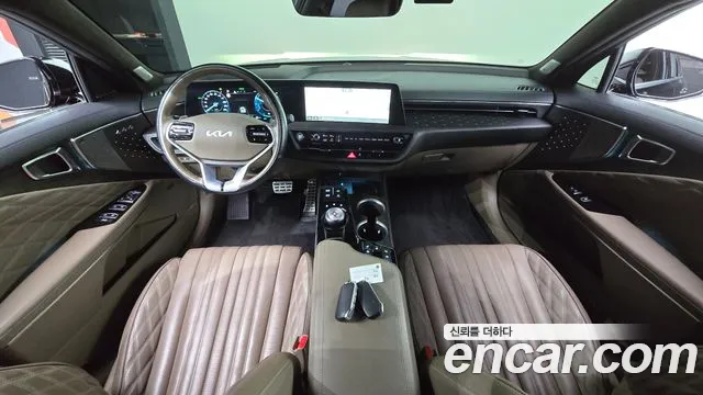 Kia K8 Hybrid — Фото автомобиля 10