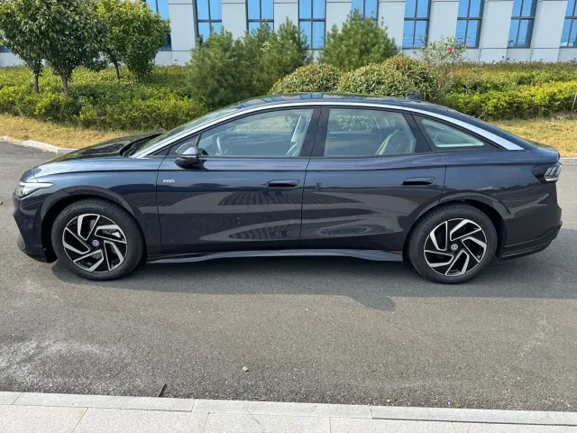 Volkswagen ID.7 Vizzion — Фото автомобиля 3