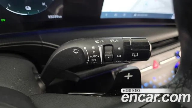 Hyundai Santa Fe MX5 — Фото автомобиля 28