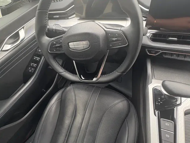 Geely Xing Rui 2025 Oriental Glory 1.5TD Splendid Edition — Фото автомобиля 9