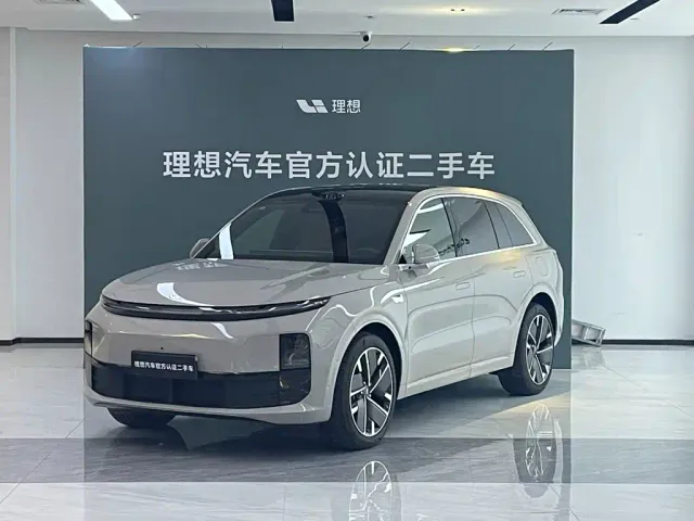 Фотография автомобиля — Li Auto L6