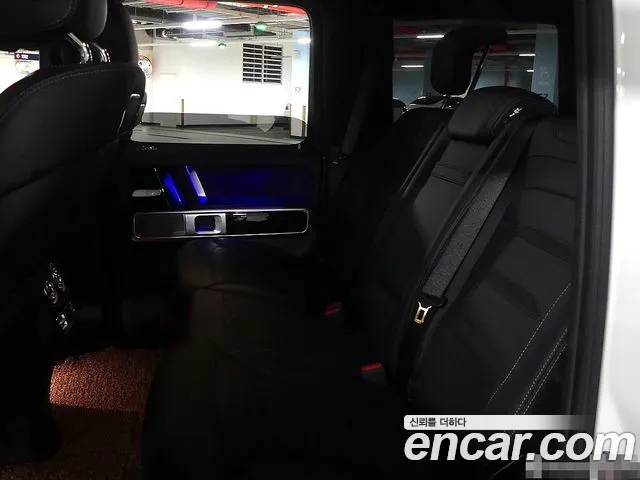 Mercedes-Benz G-Class — Фото автомобиля 16