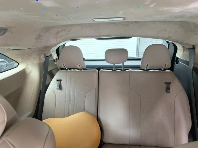 Toyota Granvia — Фото автомобиля 10