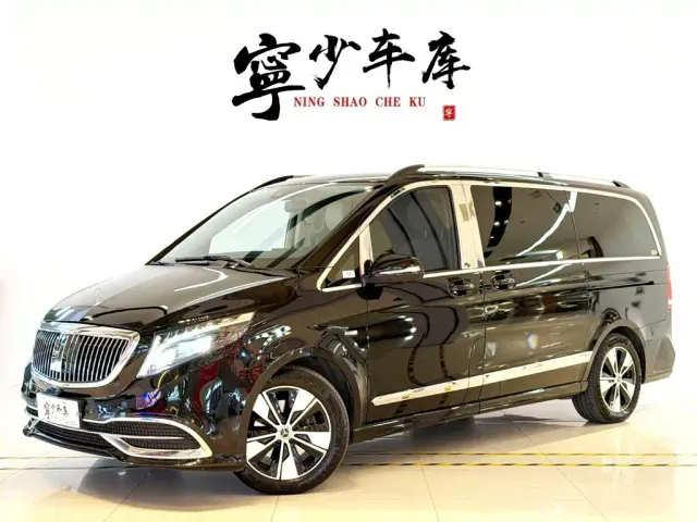 Фотография автомобиля — Mercedes-Benz V-Class