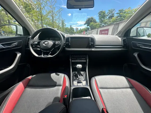 Skoda Karoq — Фото автомобиля 5
