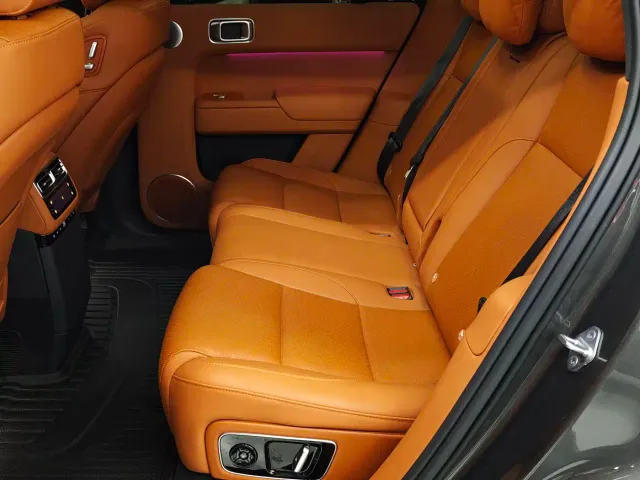 Li Auto L7 — Фото автомобиля 19