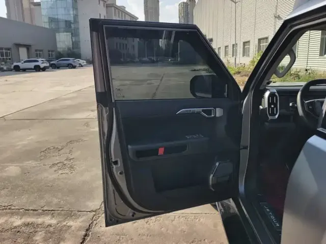Jetour T2 — Фото автомобиля 7