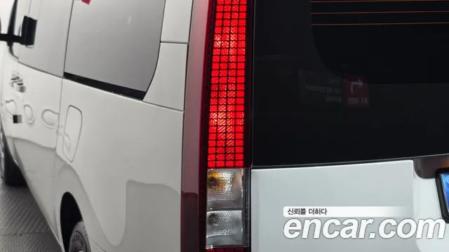 Hyundai Staria — Фото автомобиля 8