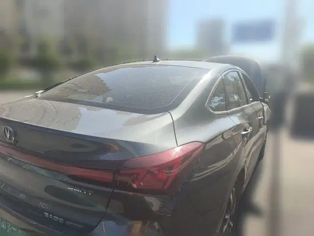 Changan Eado — Фото автомобиля 4