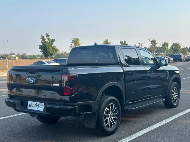 Ford Ranger — Фото автомобиля 15