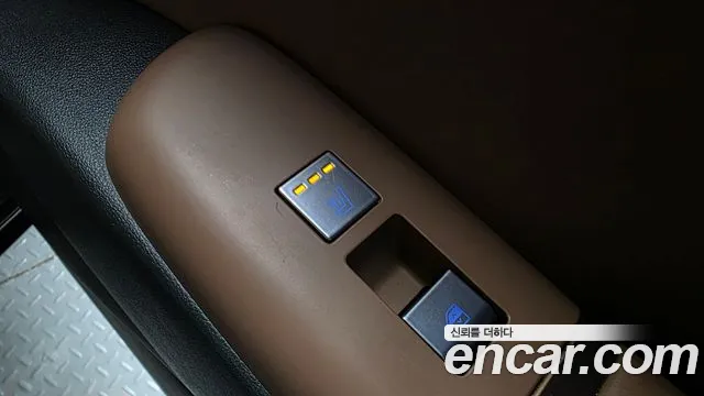 Hyundai Grandeur GN7 — Фото автомобиля 29