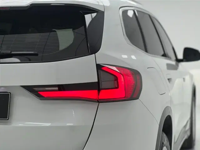 BMW X1 — Фото автомобиля 20