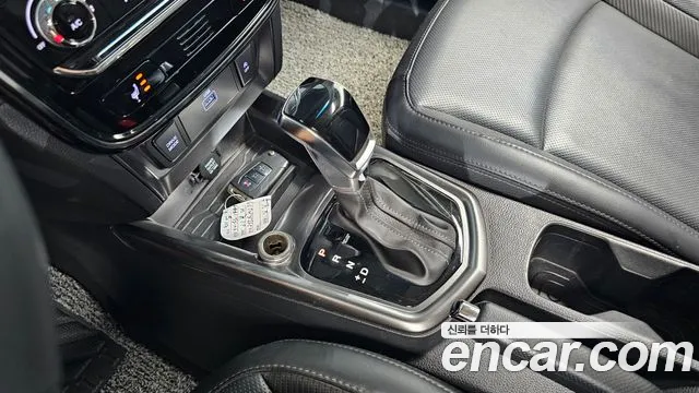 KG_Mobility_Ssangyong TIBOLI Very New Tivoli Бензин 1.5 2WD — Фото автомобиля 9
