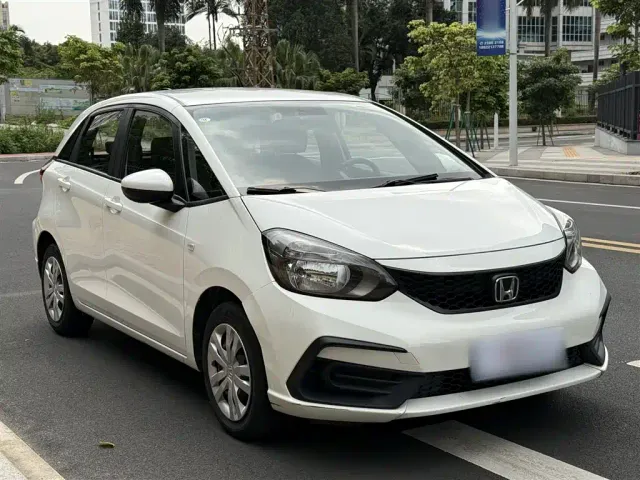 Honda Fit — Фото автомобиля 20