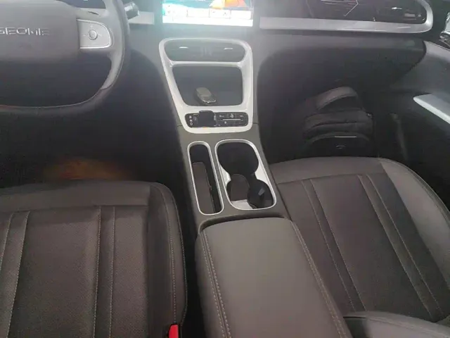 Geely Starry Wish — Фото автомобиля 13