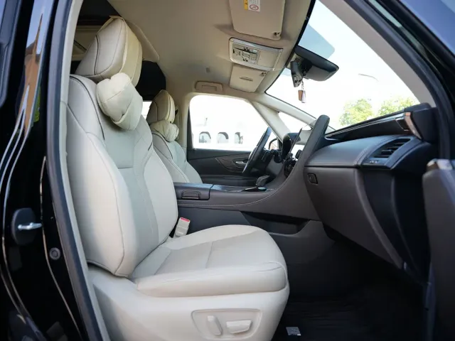Toyota Alphard — Фото автомобиля 5