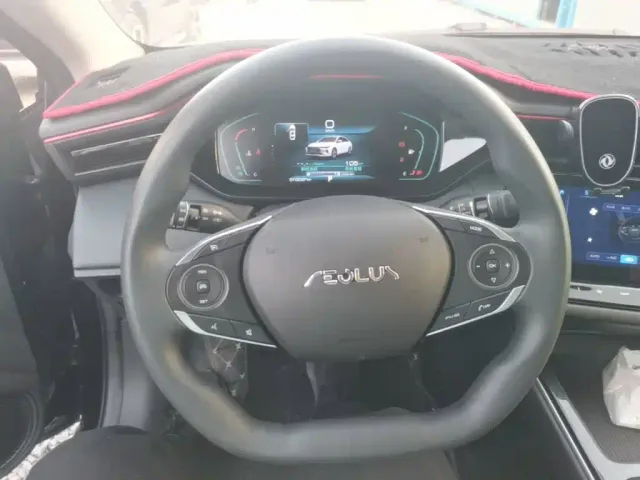 Dongfeng Yixuan MAX — Фото автомобиля 6