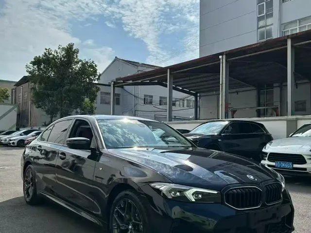 BMW 3 Series — Фото автомобиля 3