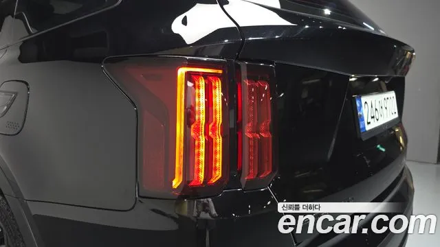 Kia Sorento Sorento 4-е поколение Бензин 2.5T 2WD — Фото автомобиля 17