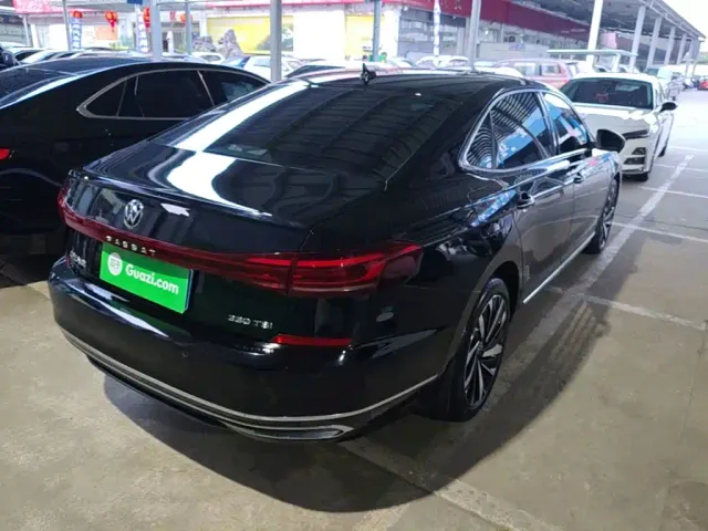 Volkswagen Passat — Фото автомобиля 6