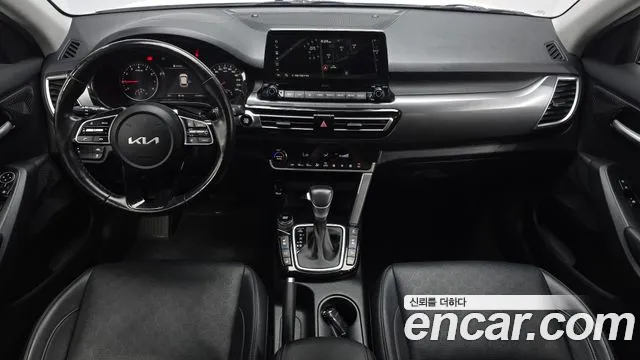 Kia Seltos — Фото автомобиля 7