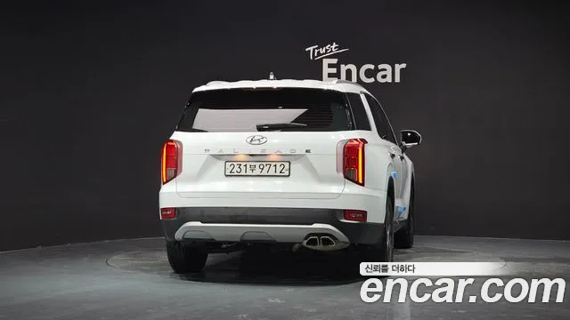 Hyundai Palisade Palisade Дизель 2.2 2WD — Фото автомобиля 4
